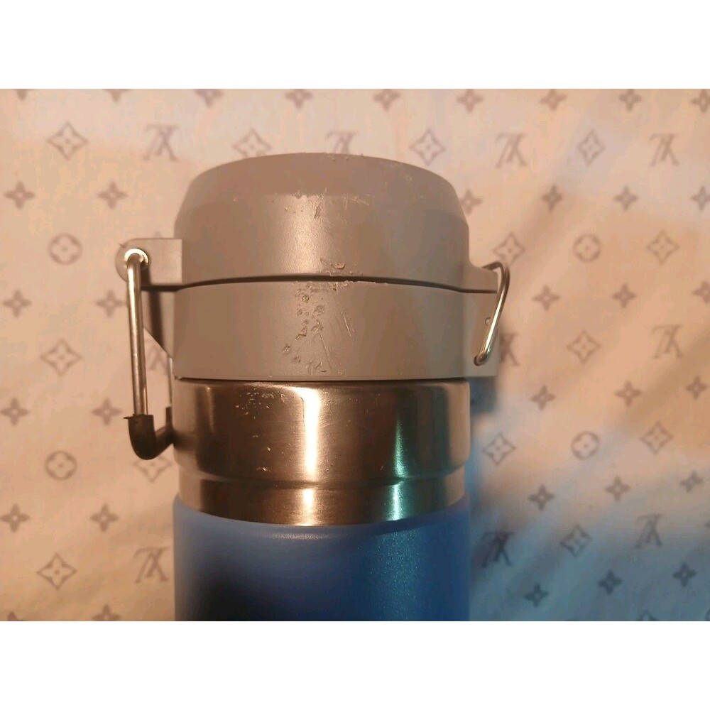 STANLEY Quick Flip Go Bottle Stainless 24 oz Hot/Cold POLAR BLUE Retired Color - Picture 3 of 5